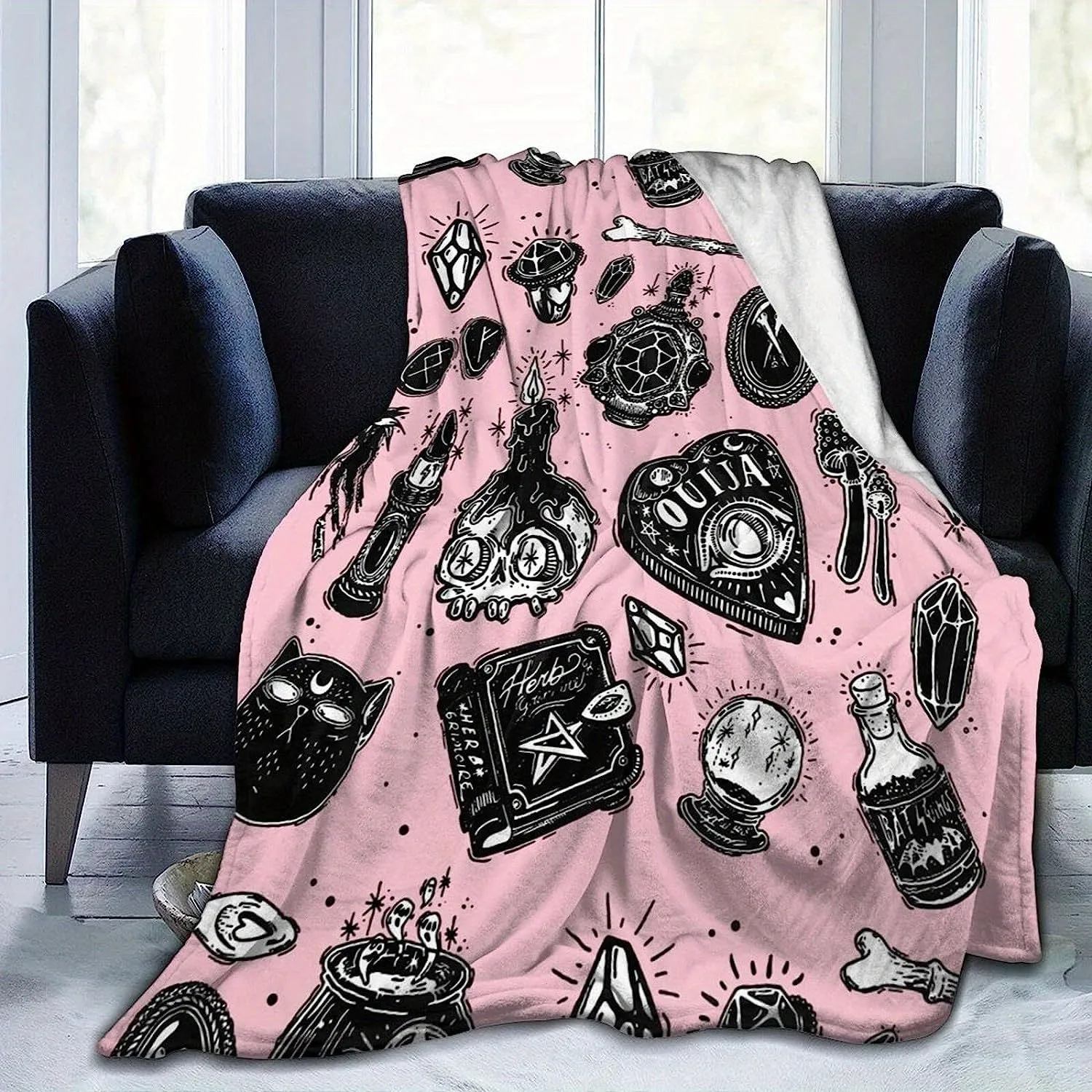 1pc Cozy Halloween Element Print Flannel Blanket - Soft, Warm, and Fuzzy Throw for Travel, Sofa, Bed, Office, and Home Decor - Perfect Birthday and Holiday Gift for Boys, Girls, and Adults, Suitable for All Seasons