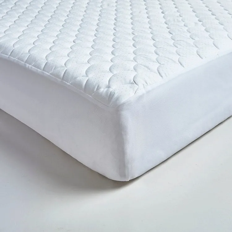 350 Thread Count Polyester-Filled Damask Dot Queen Mattress Pad