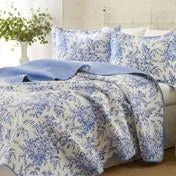 Bedford Blue Quilt Set