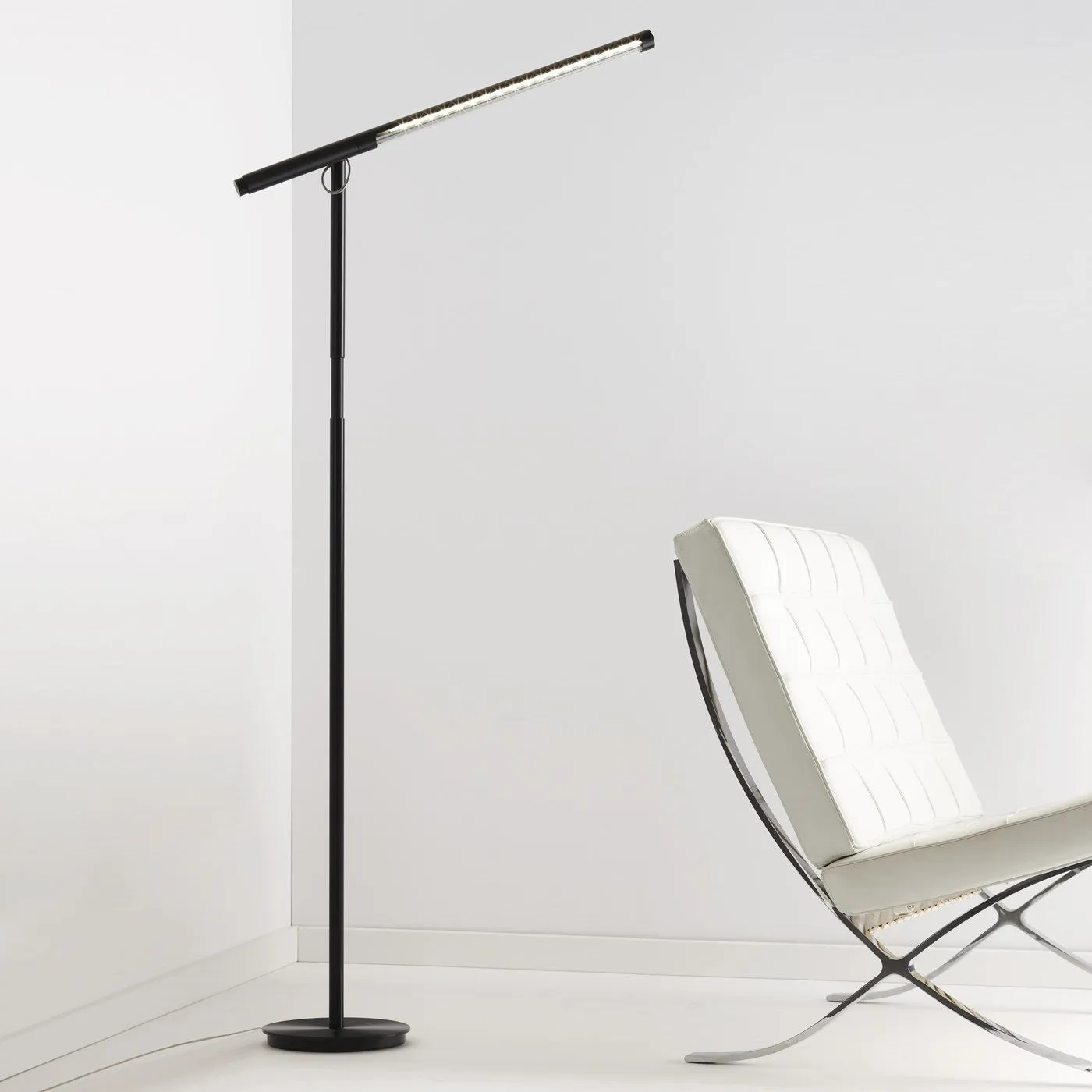 brazo floor lamp | Pablo