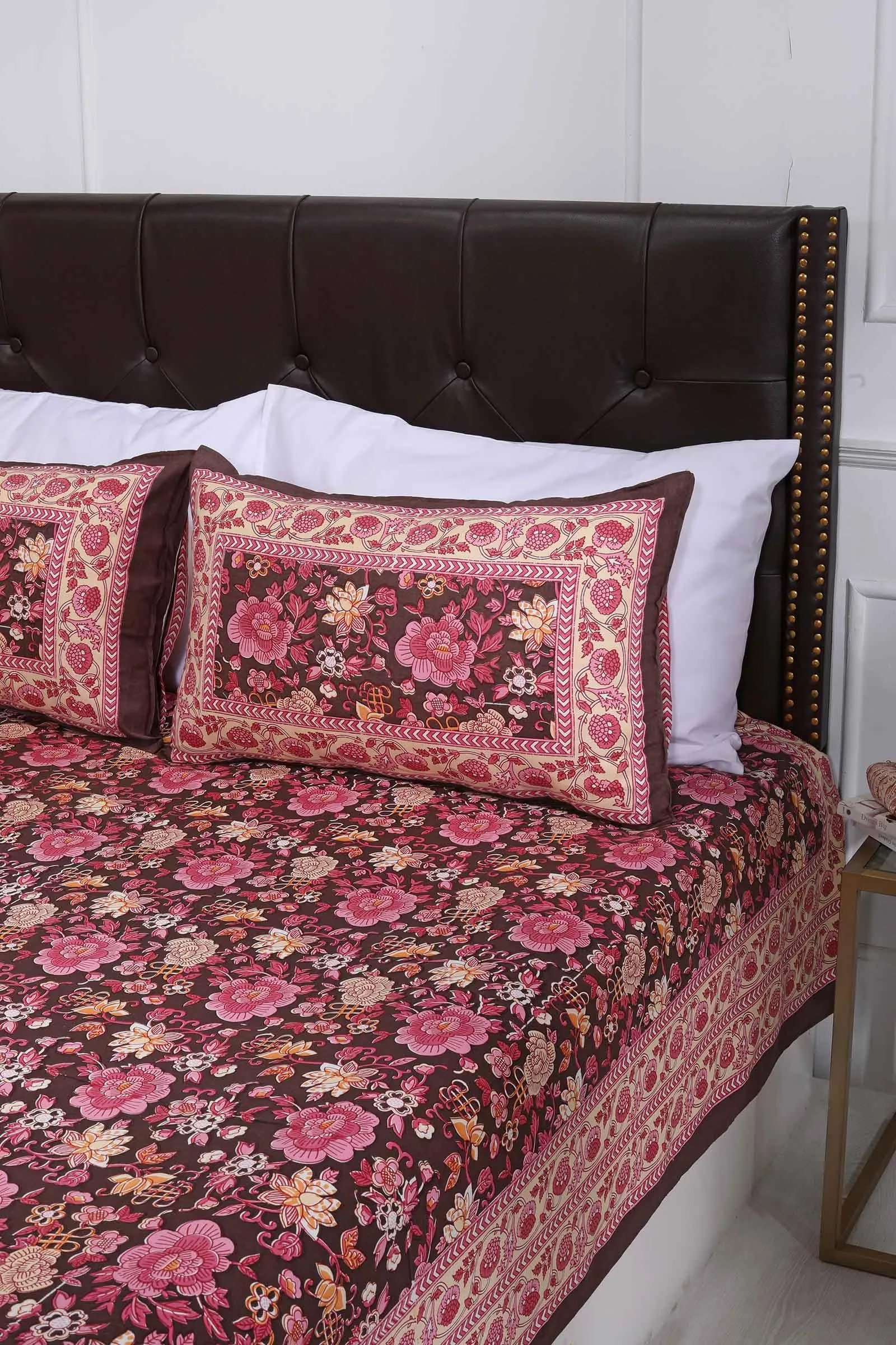 Brown Anemone Flower Bedsheet