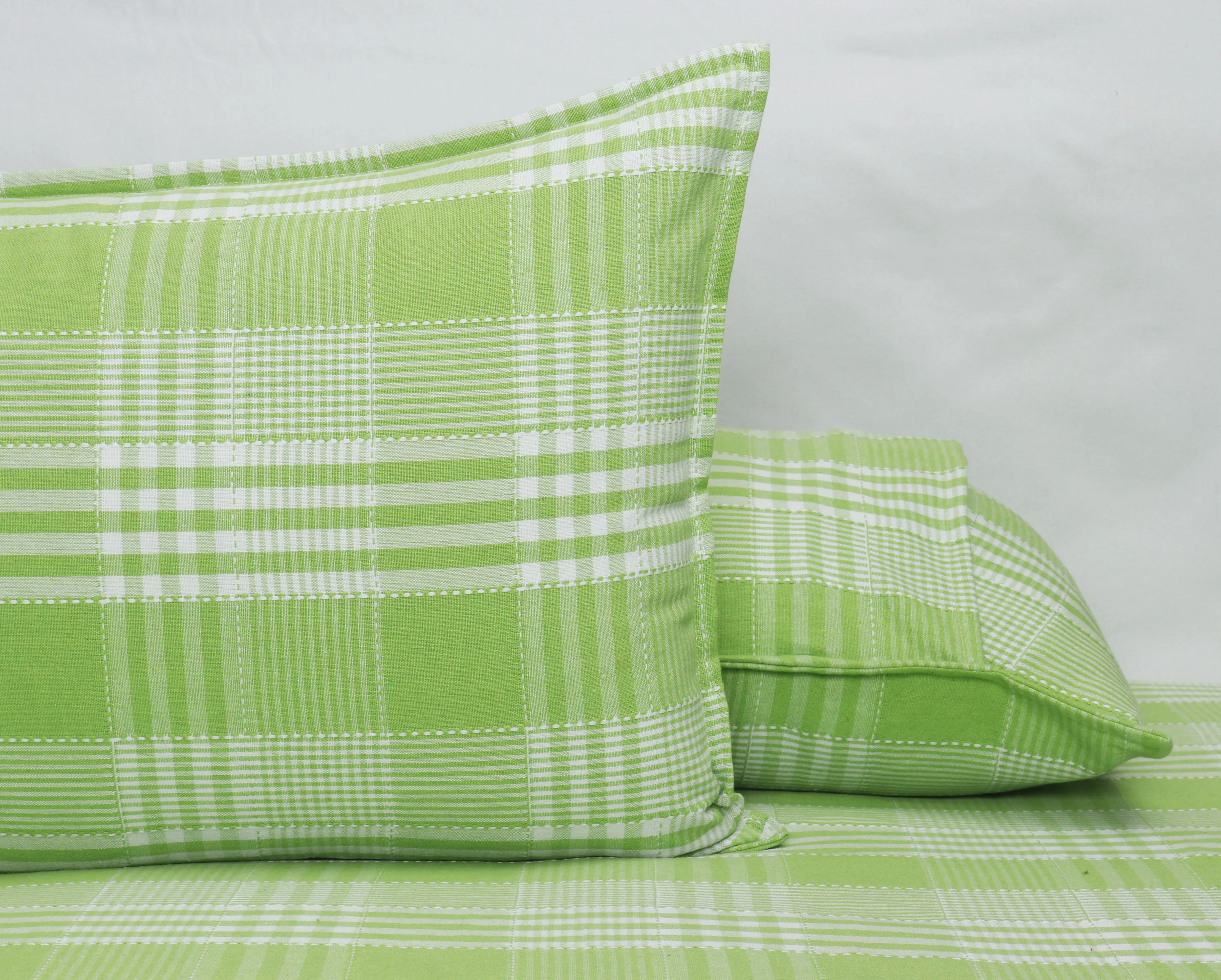 Cotton Double Track Dobby Checkered Bedsheet with 2 Pillow Covers (Pack of 3, Green)