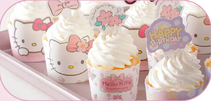 Hello Kitty Cupcake Cases & Toppers 100 Pack