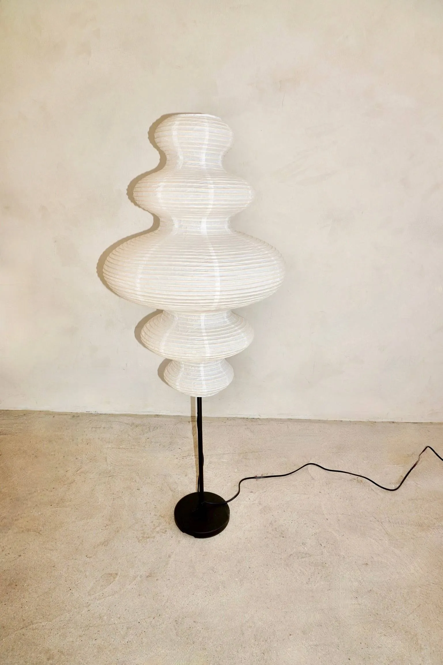 Juni Floor Lamp