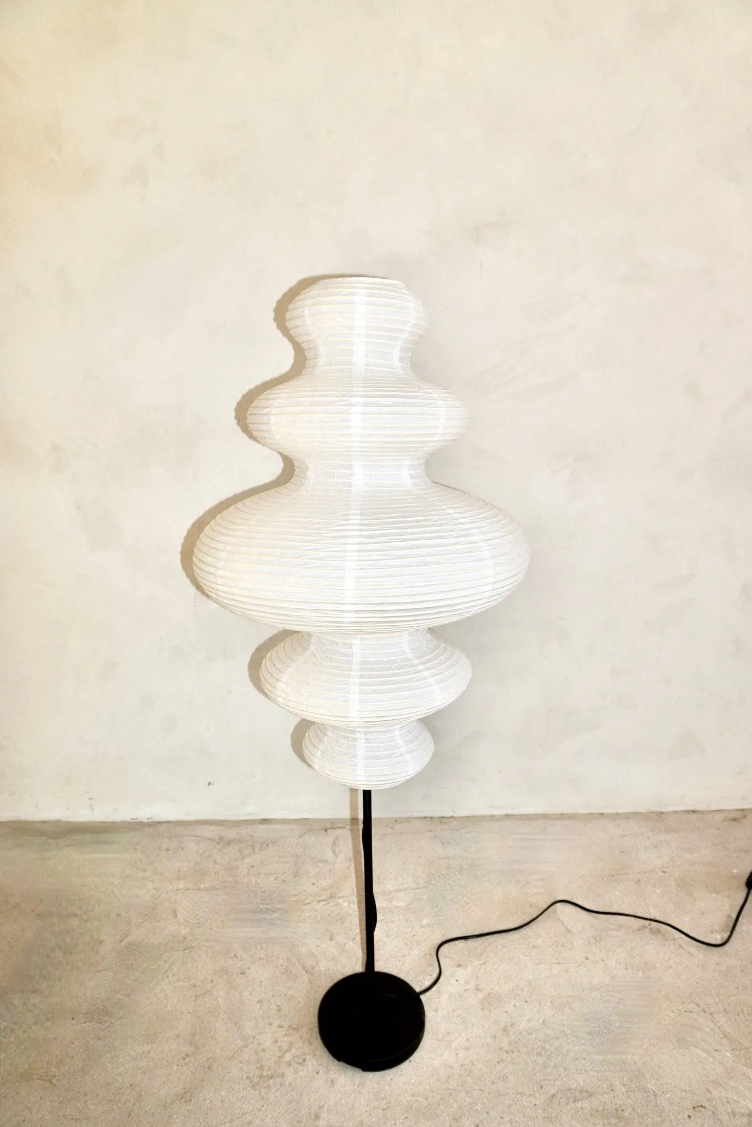 Juni Floor Lamp