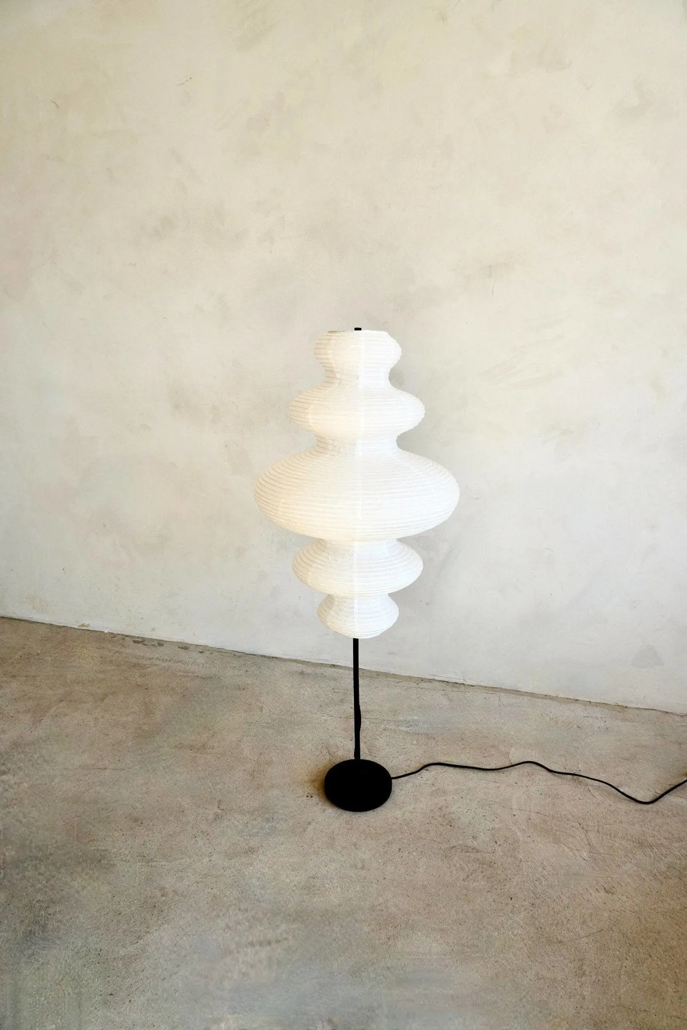 Juni Floor Lamp