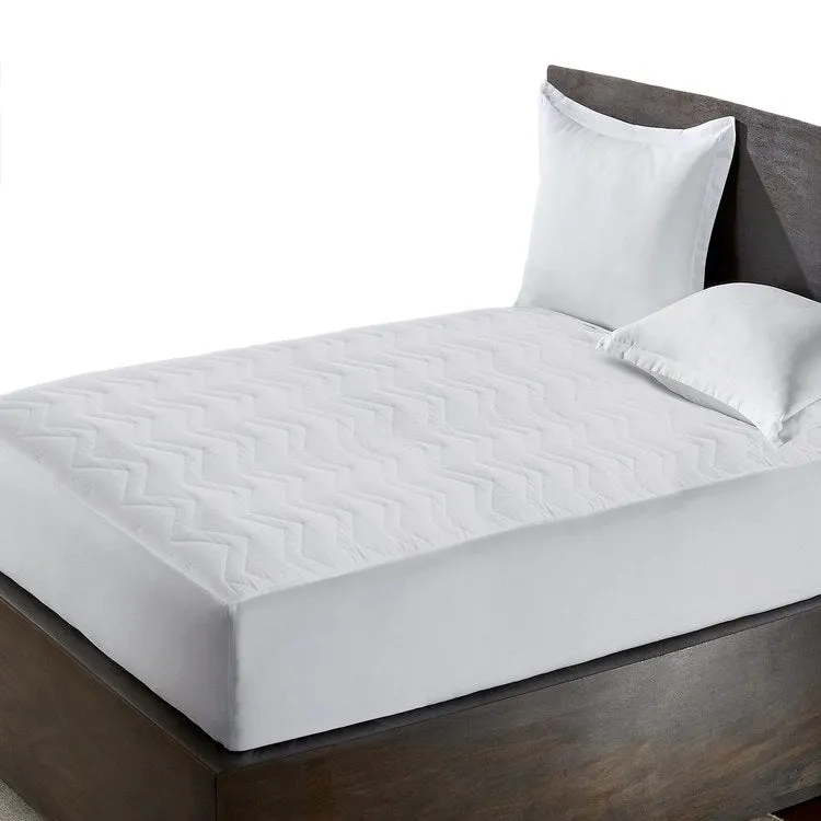 Kathy Ireland Microfiber Classic Polyester-Filled Full Mattress Pad