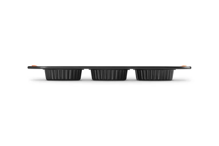 Le Creuset 6 Cup Tart Tray