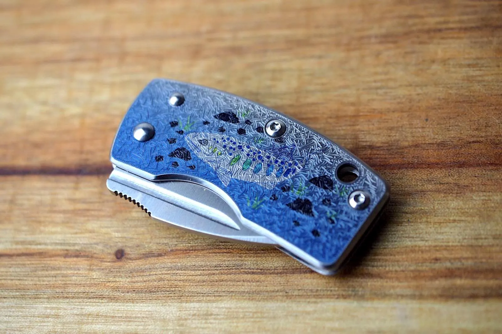 Money Clip Knife - Amago Trout Print VG10 Core Steel