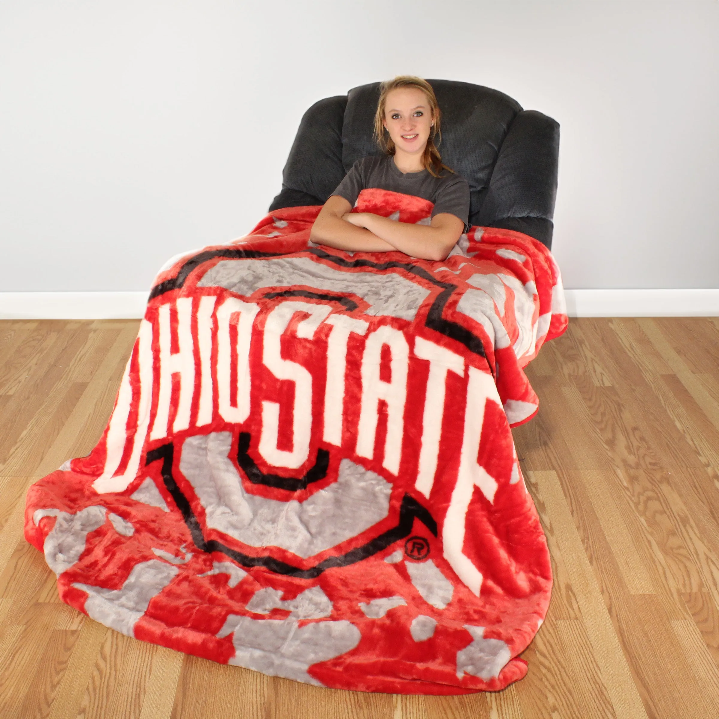 Ohio State Buckeyes Plush Throw Blanket, Bedspread, 86" x 63"