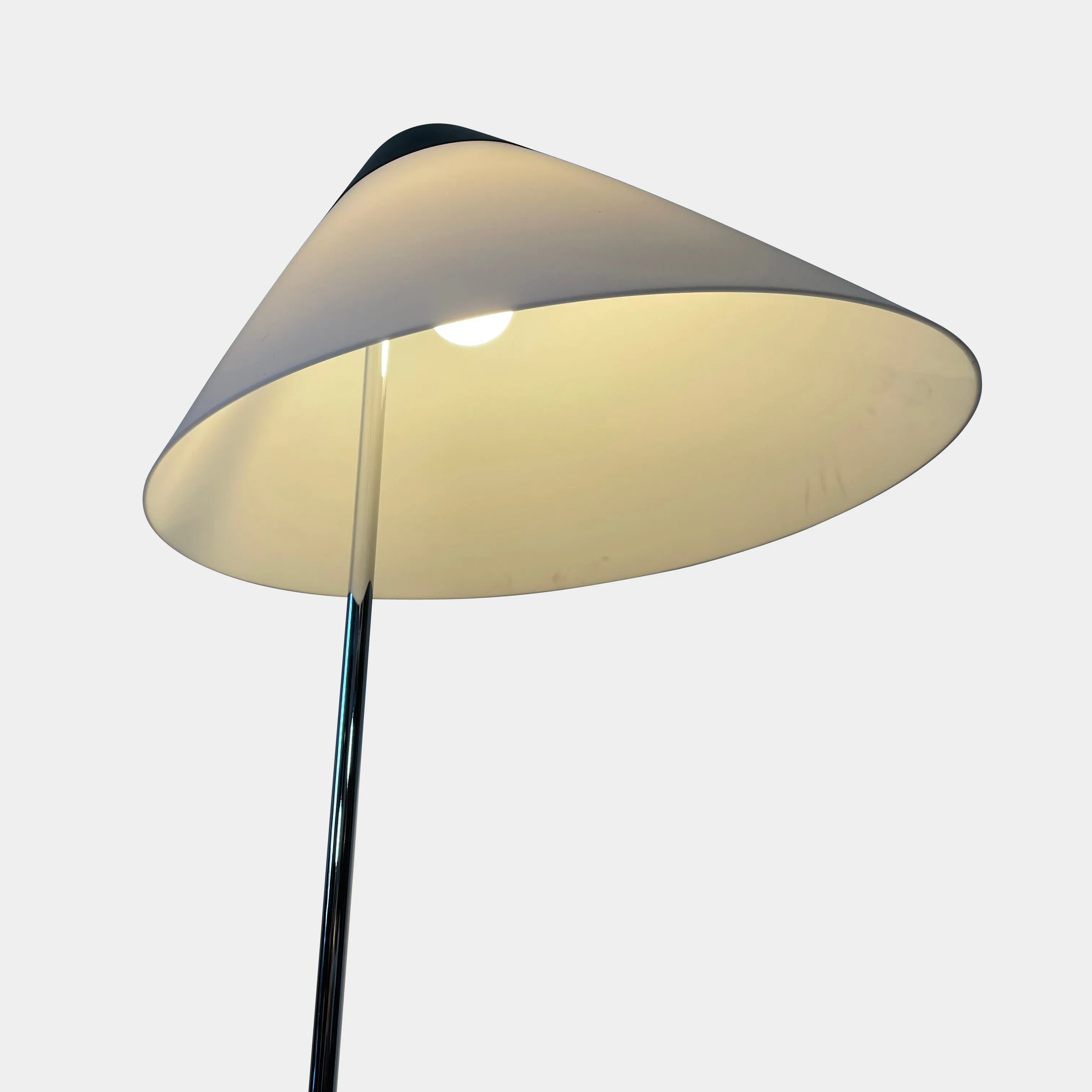 Opala Floor lamp