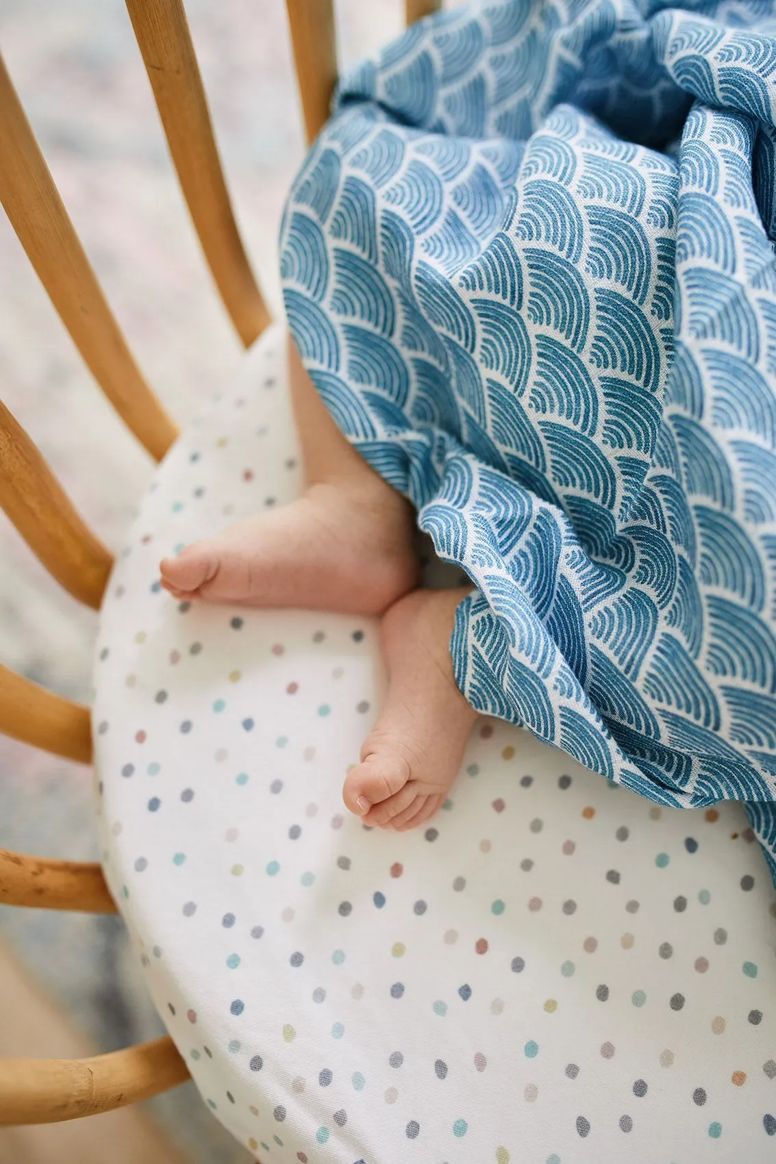 Pink No More Bamboo Swaddle Blanket (Blue Ocean)