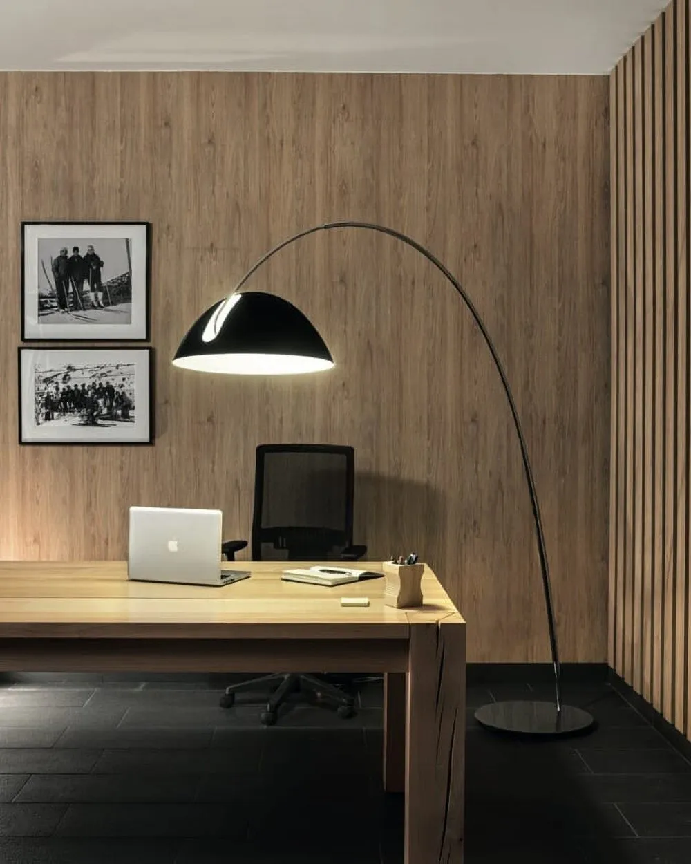 Pluma Floor Lamp