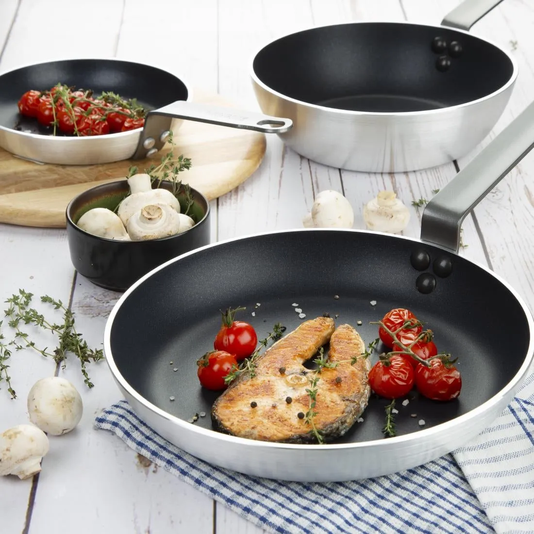 SA691 Vogue Cook Like A Pro 3-Piece Non-Stick Frying Pan and Saute Pan Set