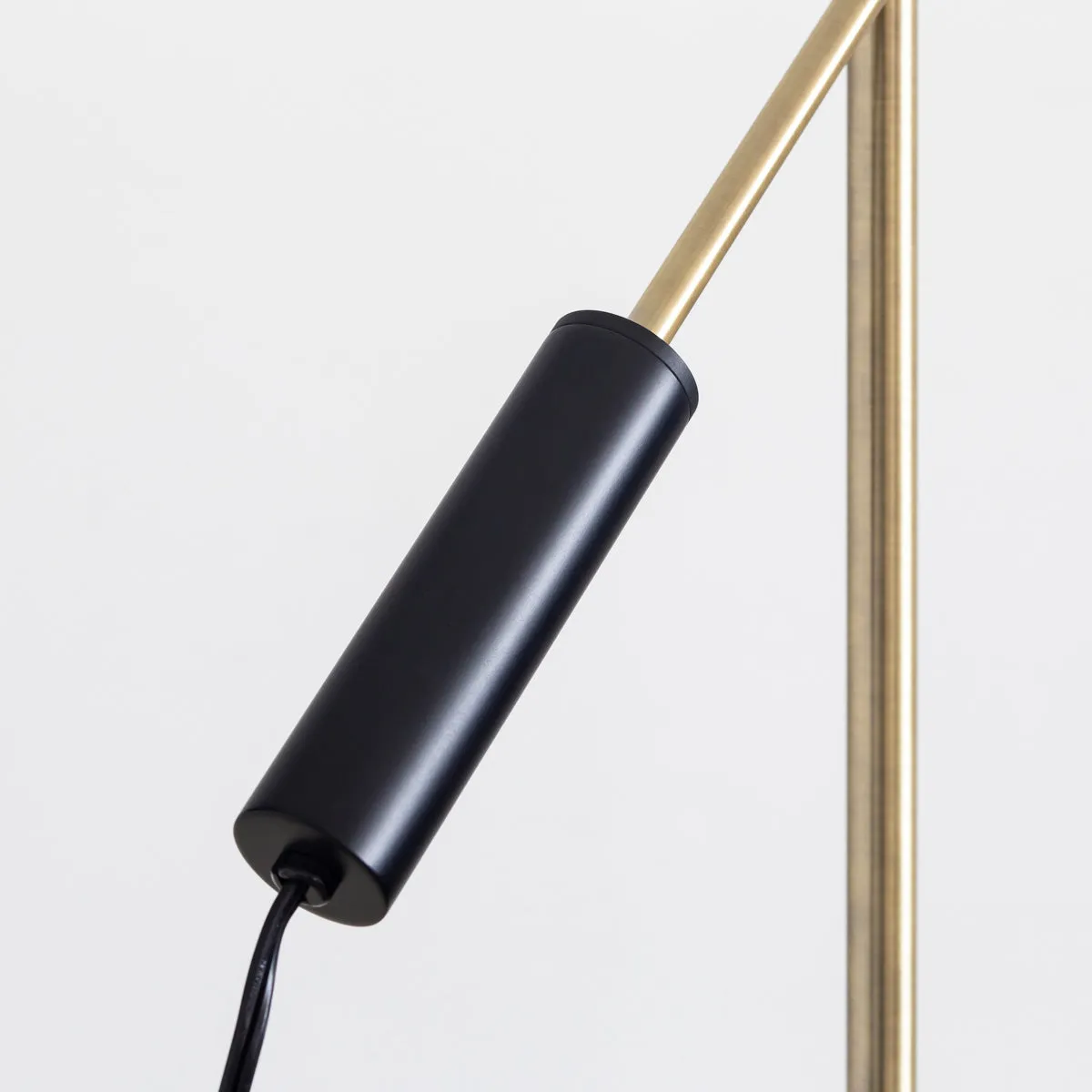 Simple - Stylish　Black Floor Lamp