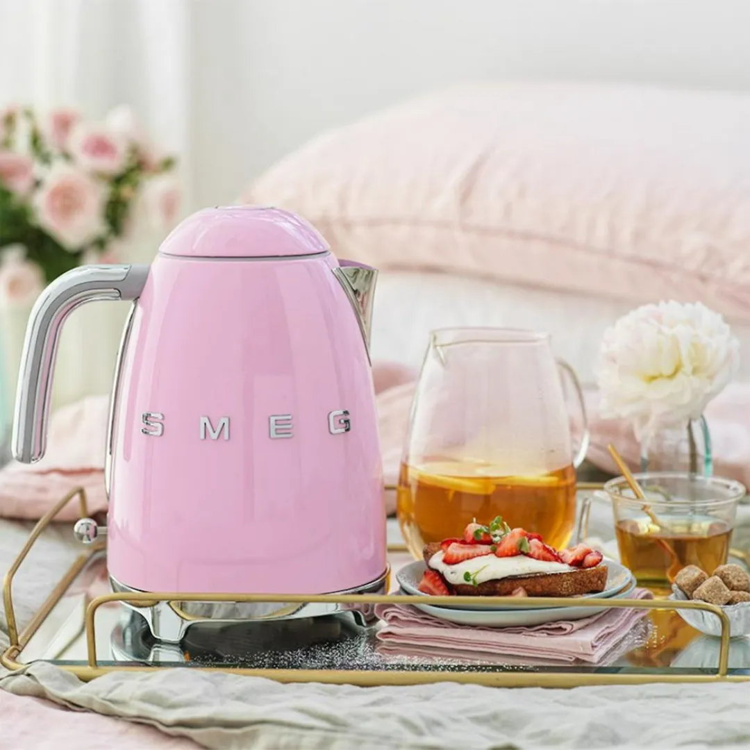 SMEG KLF03PKUK (Pink) 1.7L 50’s Retro Style Electric Kettle