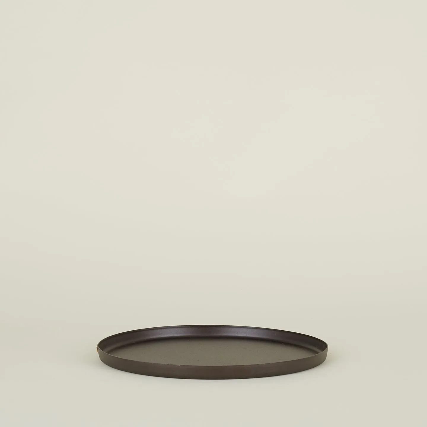 Spun Iron Round Baking Tray