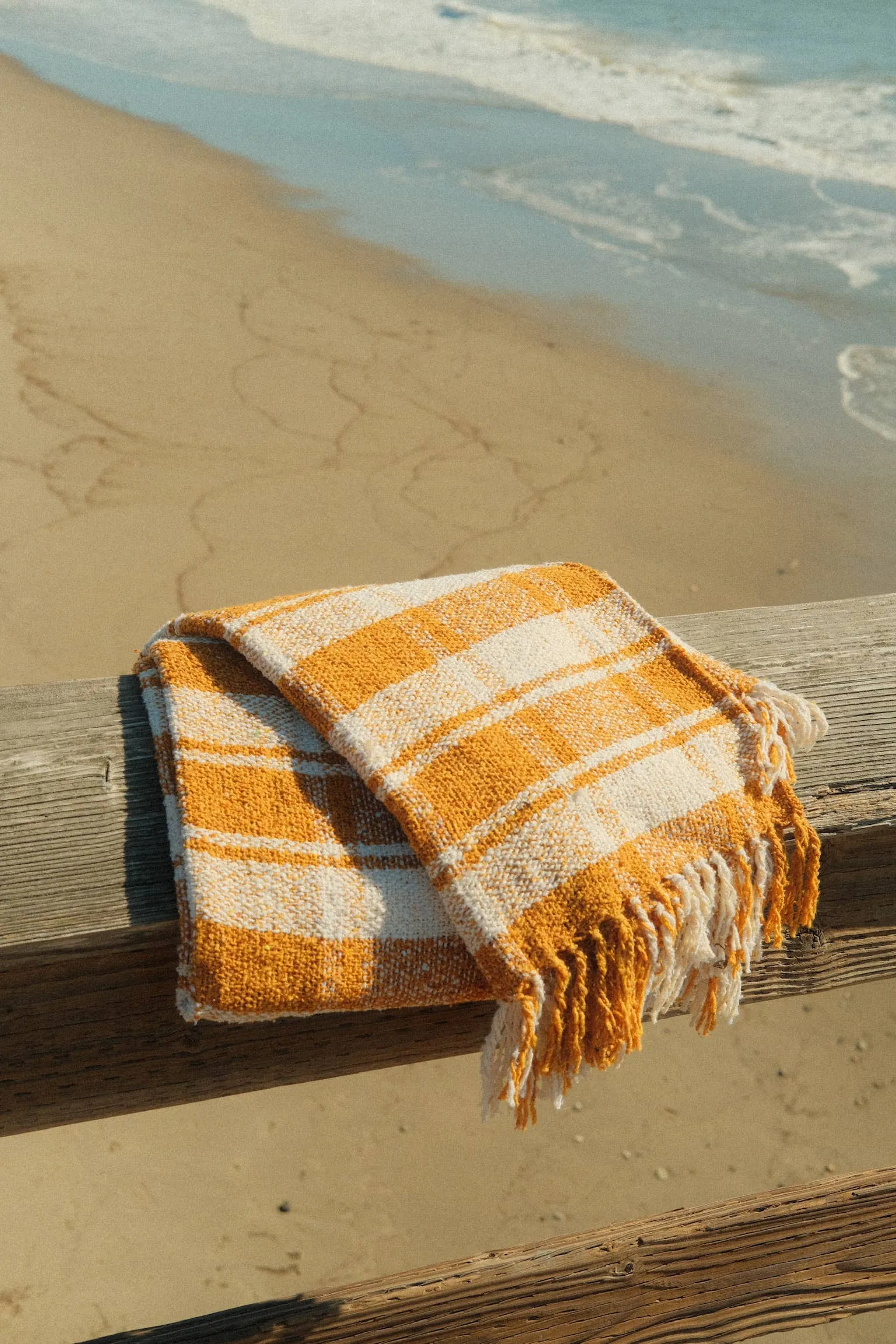 Sunnyside Plaid Gold & Cream - SUSTAINABLE THROW BLANKET