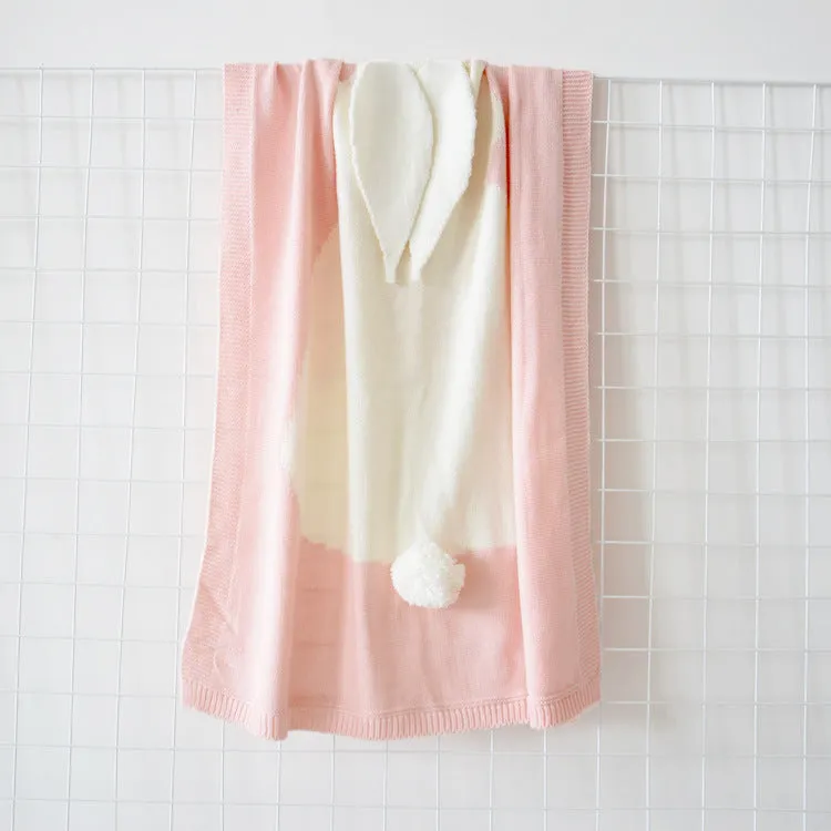 Three-Dimensional Rabbit Ears Baby Blanket – Soft and Cuddly.