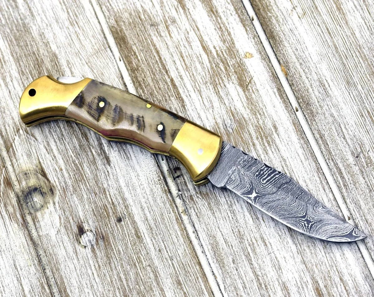 Tranquility Pocket Knife with Ram Horn Handle