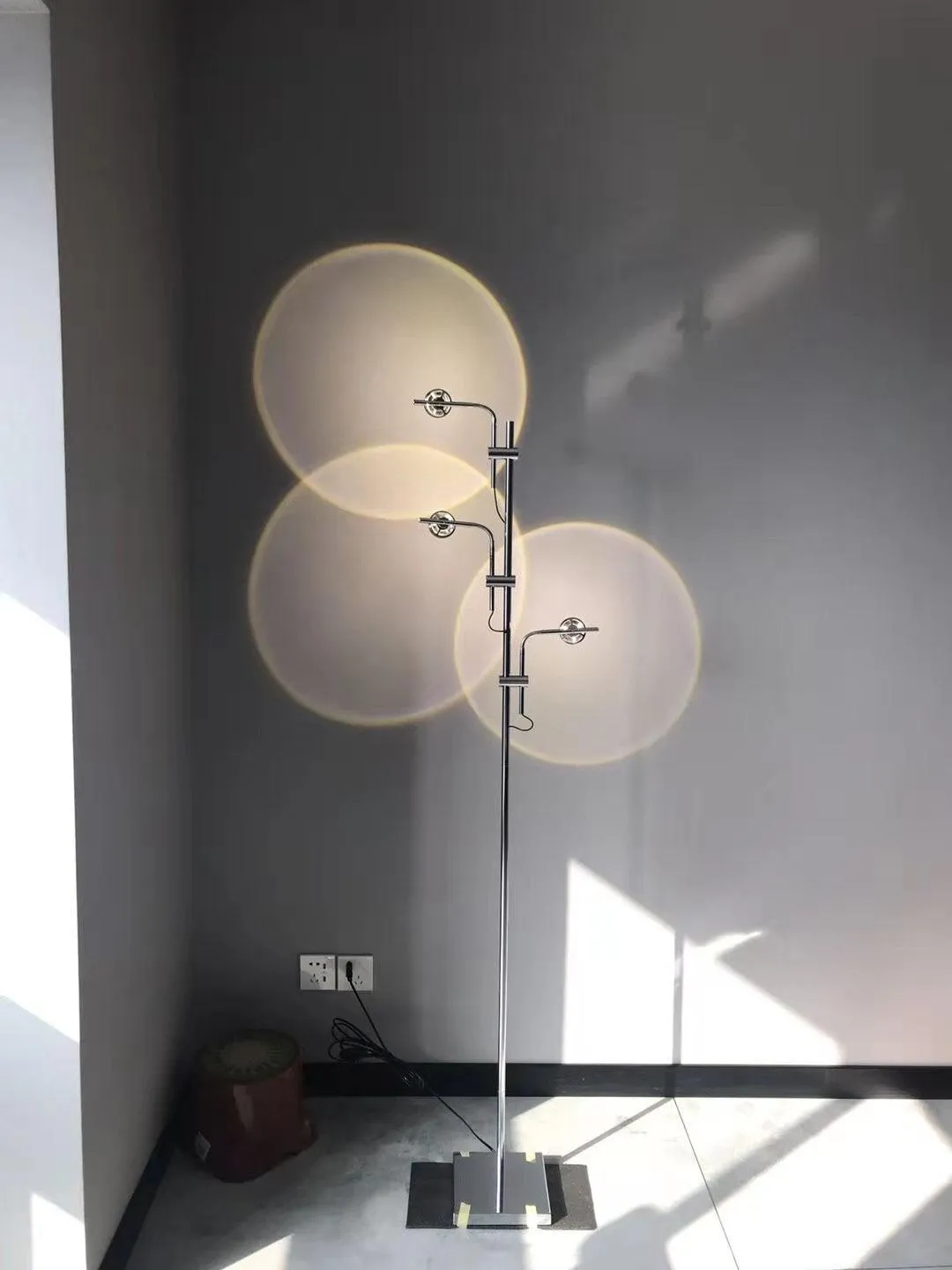 Wa Wa Floor Lamp